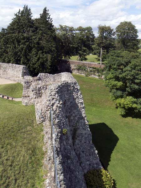Curtain Wall,Farnham Castle