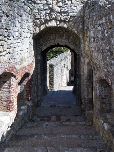 Gateway,Farnham Castle
